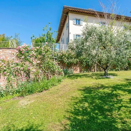 Apartment Le Selve Lari